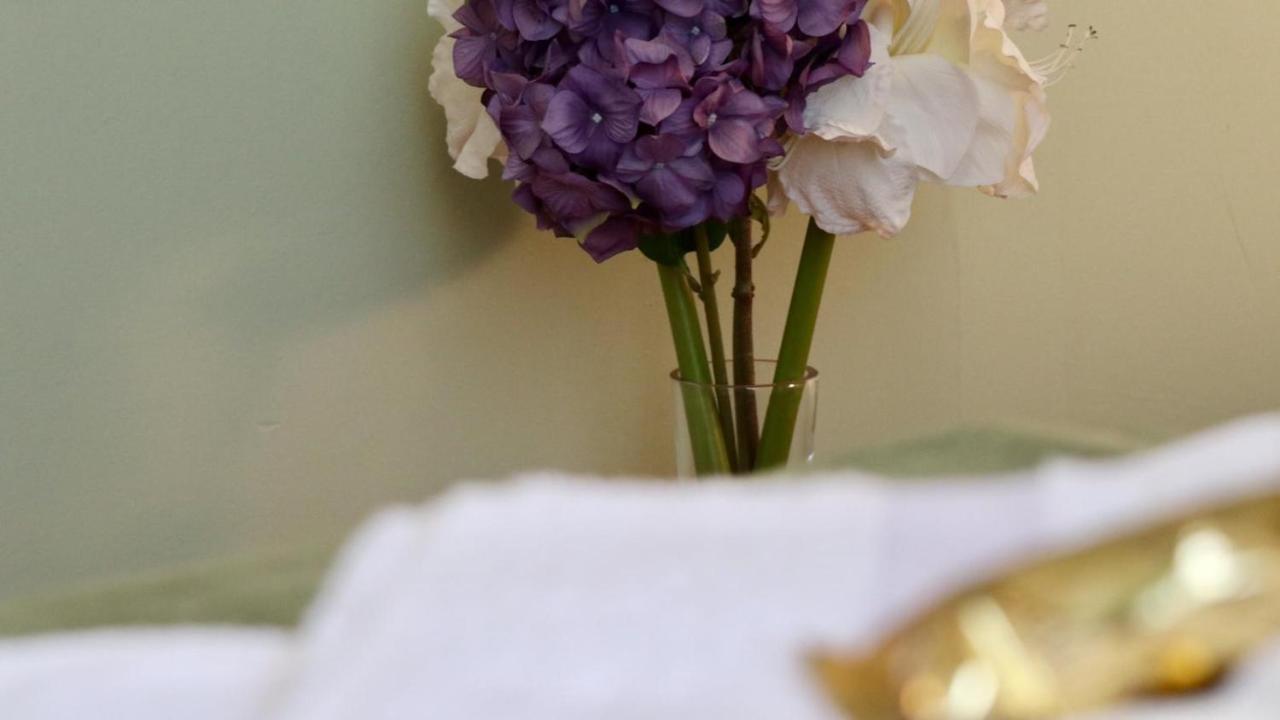 バジーリオ A Casa Di Grace Bed & Breakfast エクステリア 写真