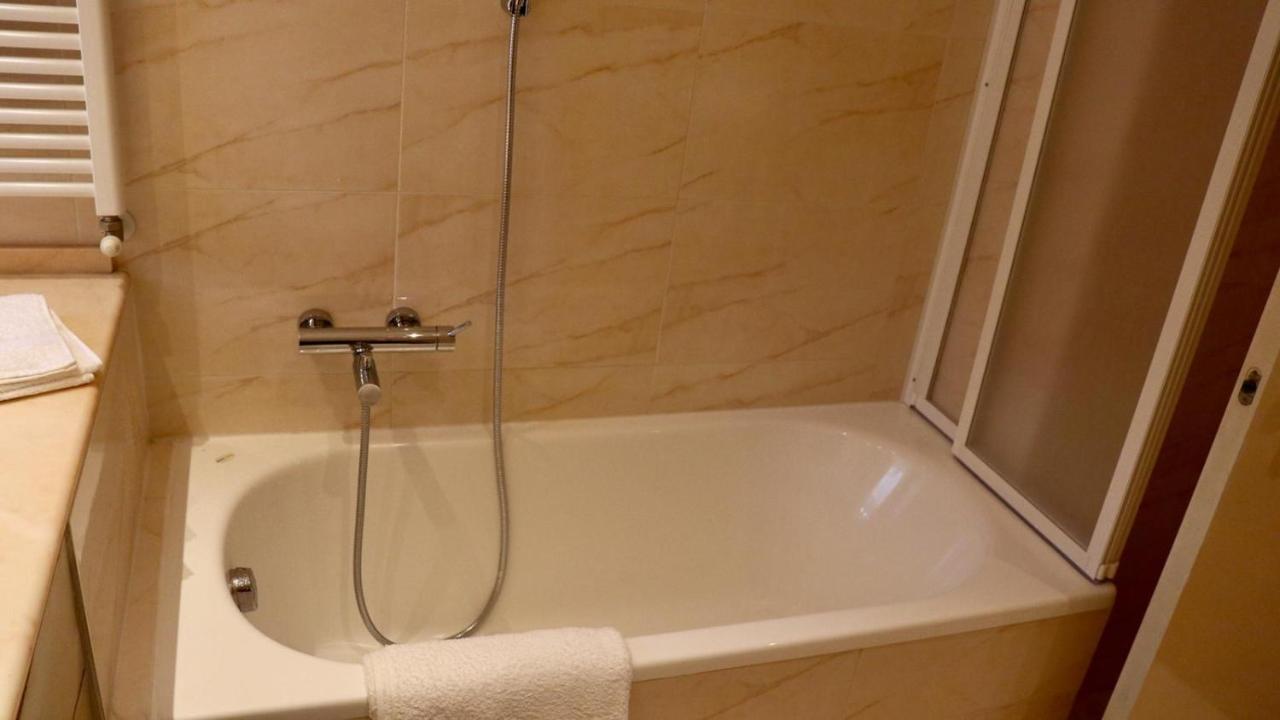 バジーリオ A Casa Di Grace Bed & Breakfast エクステリア 写真